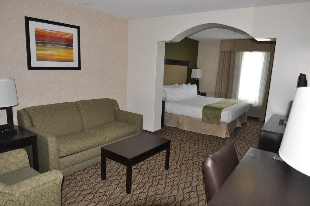 Clarion Hotel & Conference Centre Sherwood Park Bagian luar foto