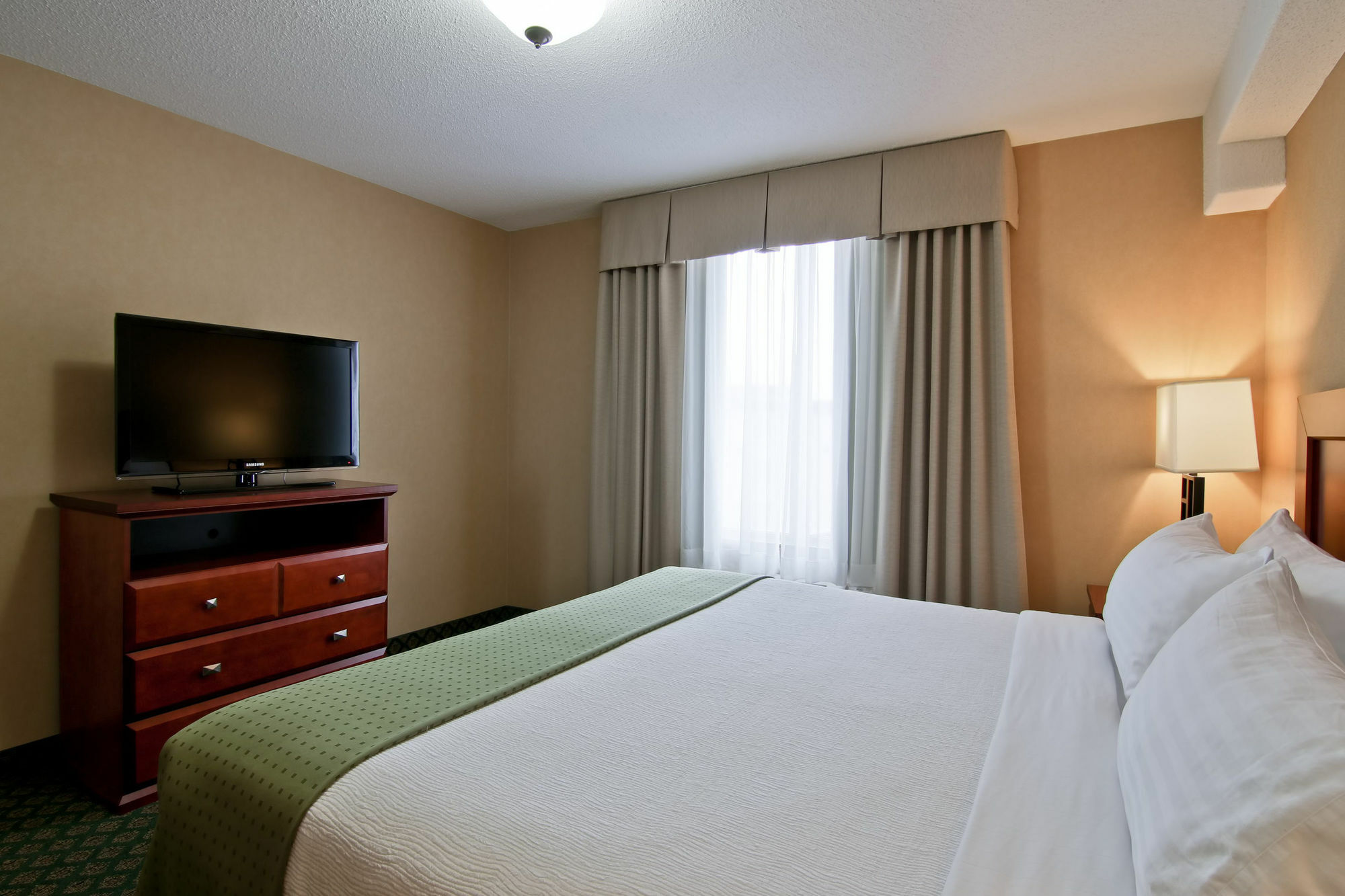 Clarion Hotel & Conference Centre Sherwood Park Bagian luar foto