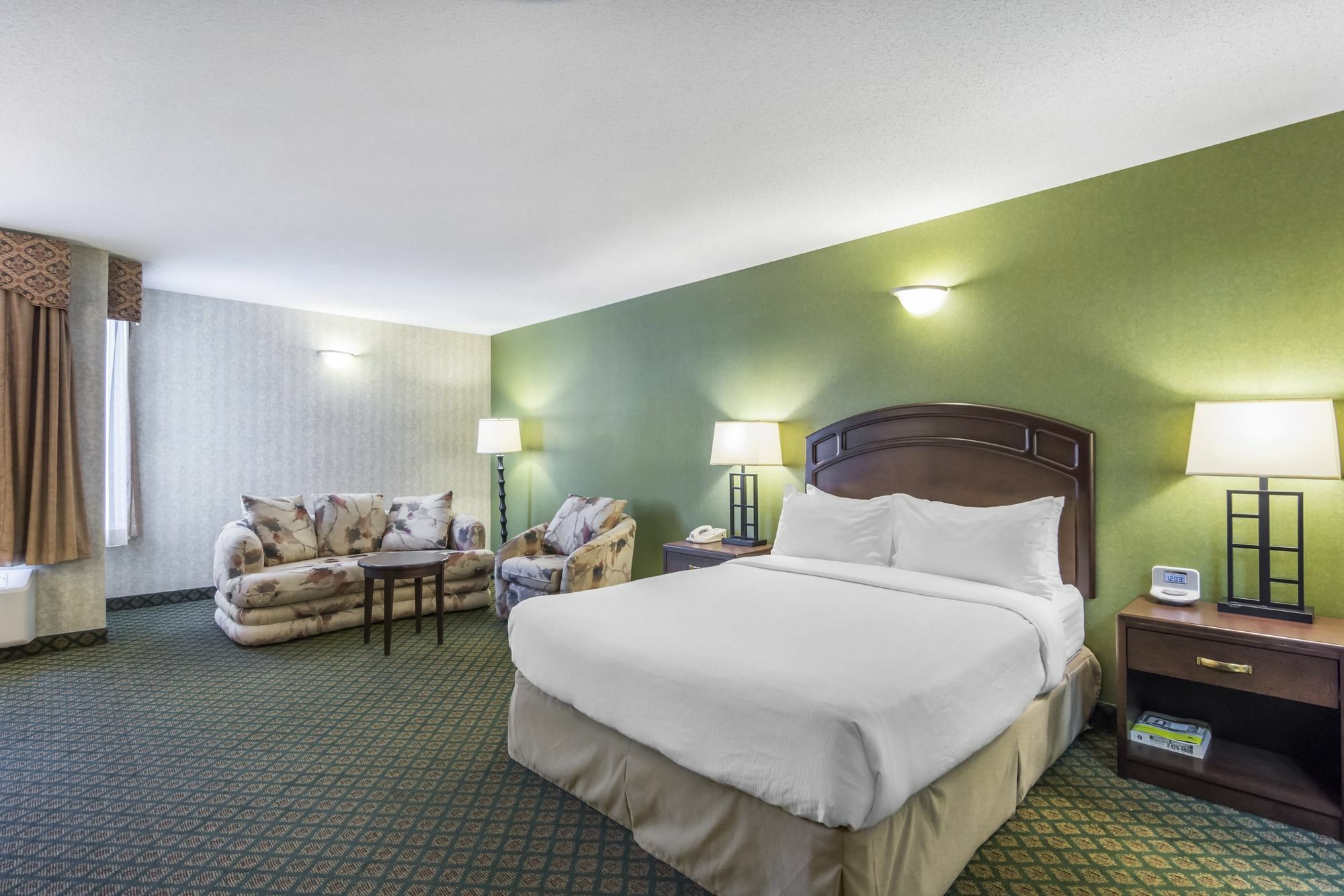 Clarion Hotel & Conference Centre Sherwood Park Bagian luar foto